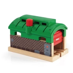 Brio SMART TECH SOUND RECORD AND PLAY ENGINE 8 Brio SMART TECH SOUND RECORD AND PLAY ENGINE -Babyproducten brio train garage 1