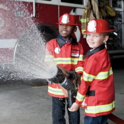 Great Pretenders FIREMAN WITH ACCESSORIES, 5-6 8 Great Pretenders FIREMAN WITH ACCESSORIES, 5-6 -Babyproducten great pretenders fireman with accessories 5 6 2