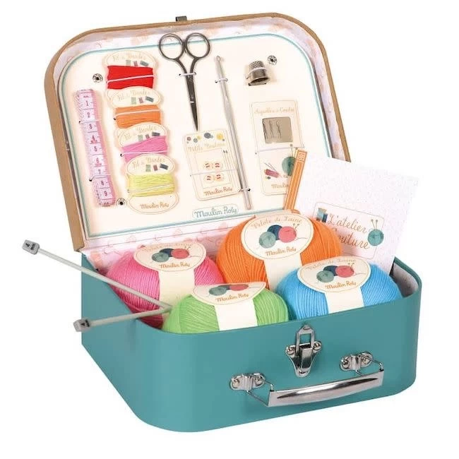 Moulin Roty SUITCASE - SEWING AND KNITTING SET RECREATIONAL 1 Moulin Roty SUITCASE - SEWING AND KNITTING SET RECREATIONAL