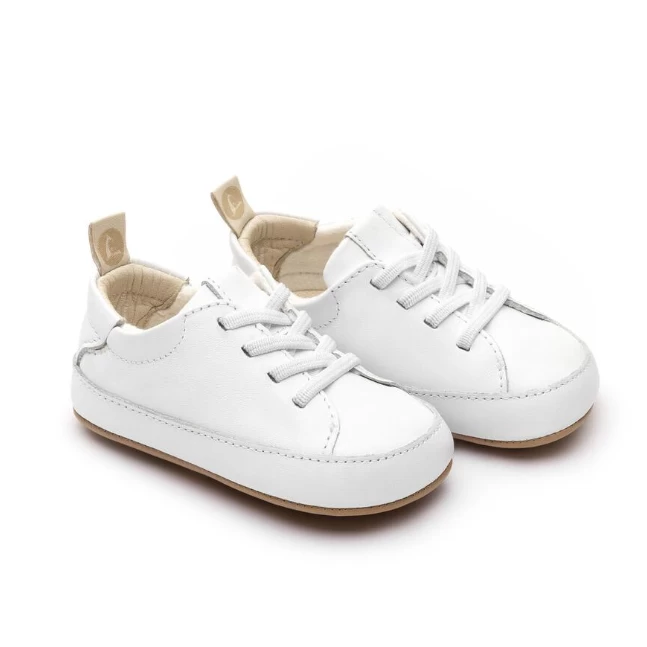 BABY SNUGGLE SNEAKER 1 BABY SNUGGLE SNEAKER