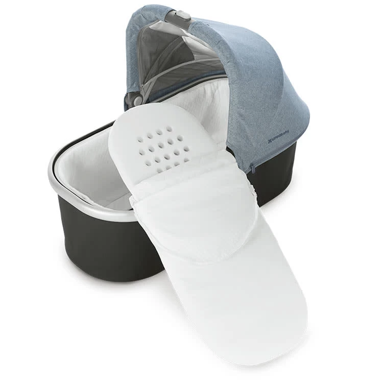 Uppababy MATTRESS COVER FOR BASSINET (WHITE) 1 Uppababy MATTRESS COVER FOR BASSINET (WHITE)